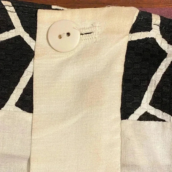 Talbots black and white front-pleat skirt 12 - Picture 6 of 7